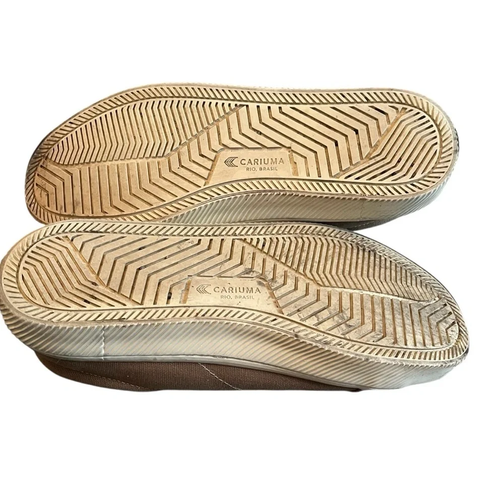 Cariuma OCA Men’s 9 Women’s 10.5 Low Canvas Sneakers Burnt Sand Brown